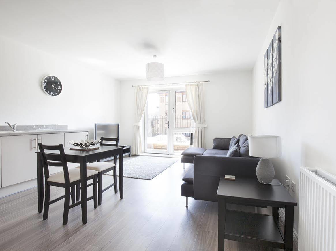 Campbell Park - City Stay Apartments Μίλτον Κέινς Εξωτερικό φωτογραφία